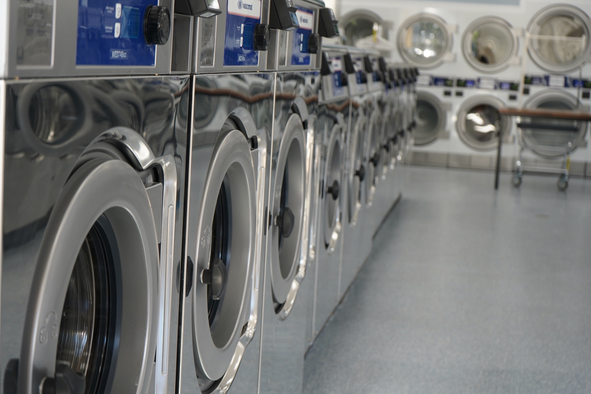 PureSpin's high-efficiency Wascomat front-loaders